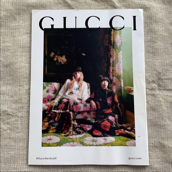 Vogue Magazine Fashion Selena Gucci April 2021 - Picture 5 of 7